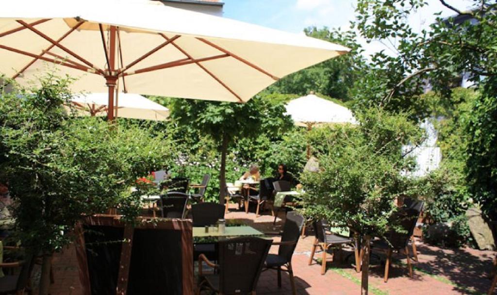 Restaurant-Cafe-Pension Himmel Landshut Dış mekan fotoğraf